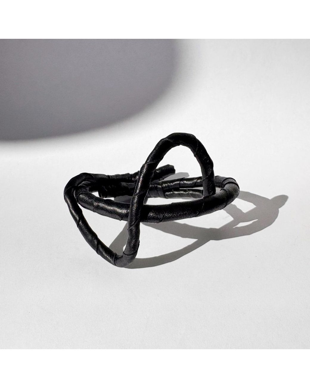 WAIWAI Black Bend Sculptural Choker
