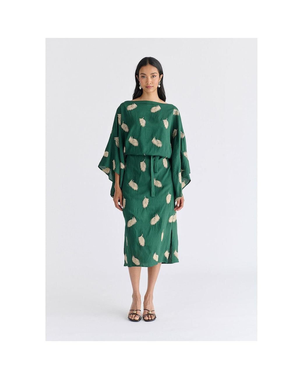 Paisie Green Leaf Embroidered Kimono Sleeves Midi Dress