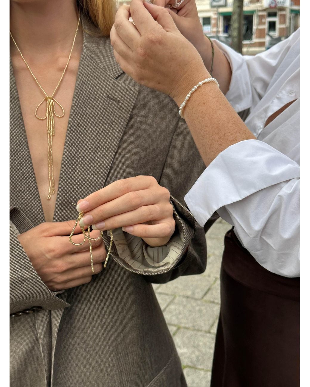 LABRO White Bow Necklace