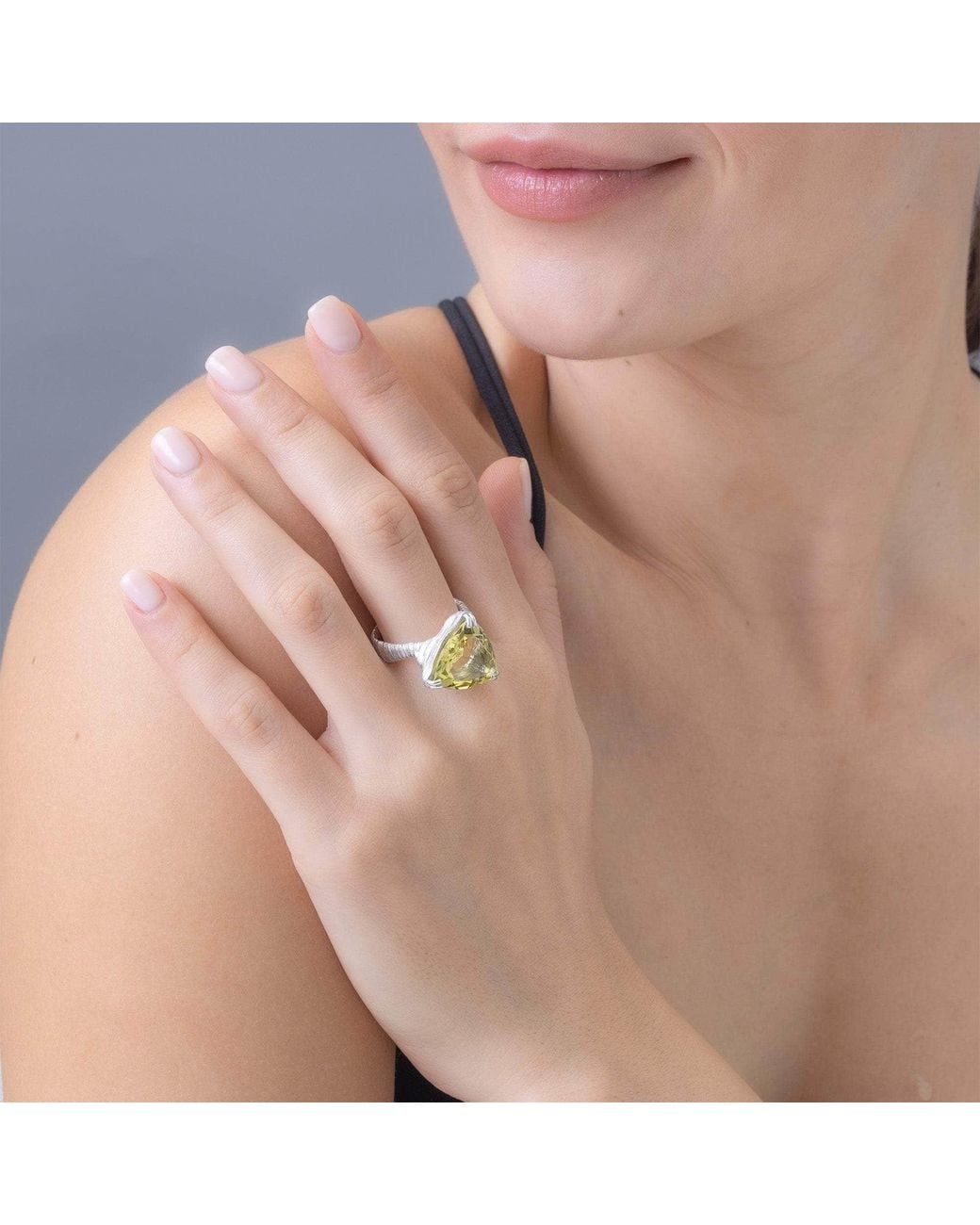German Kabirski Metallic Anhur Ring With Trillion Cut Lemon Quartz