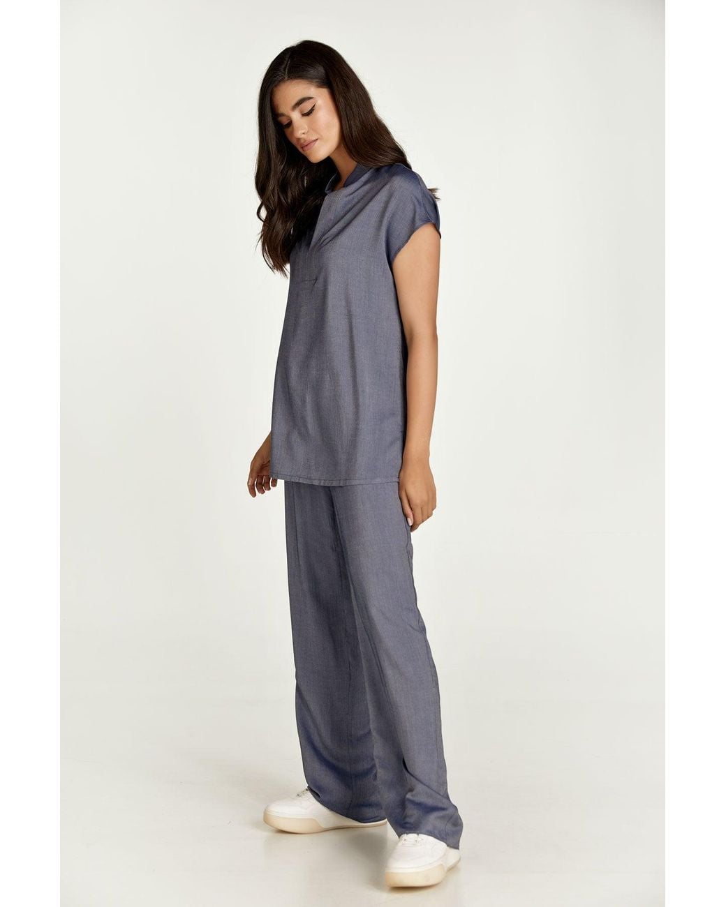 Conquista Blue Denim Style Sleeveless Top