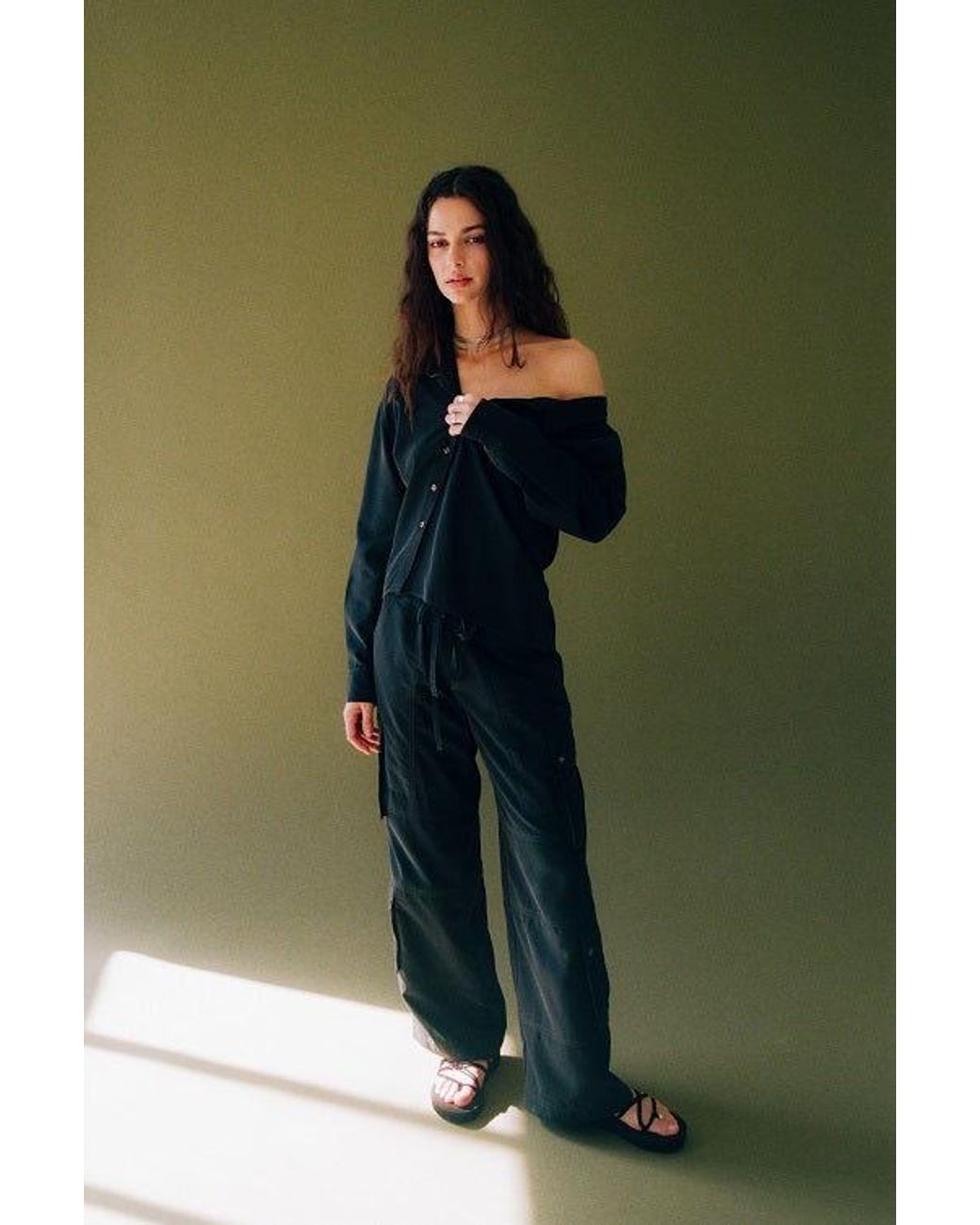 Sâb Studio Black One Shoulder Asymmetric Button Up