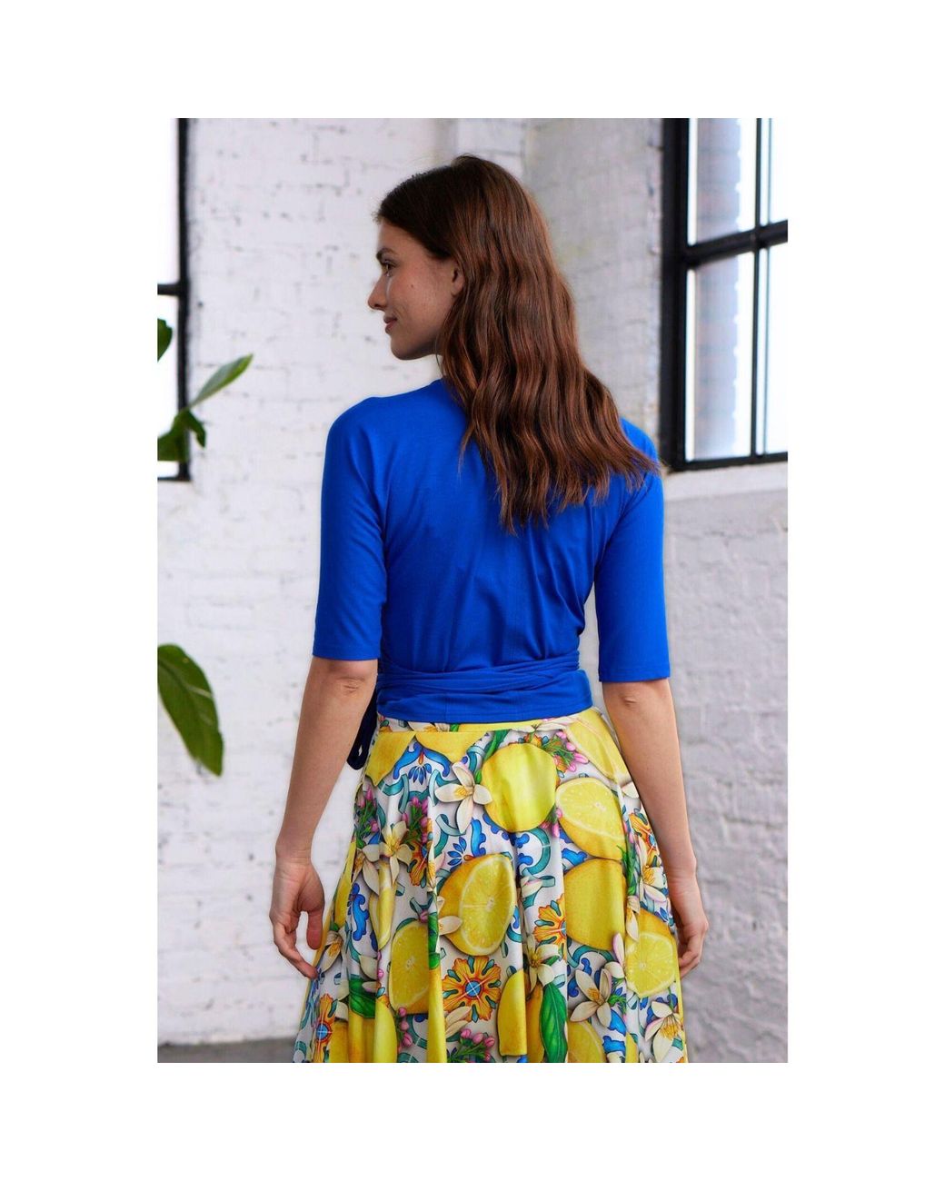 Marianna Déri Blue Royal Wrap Top