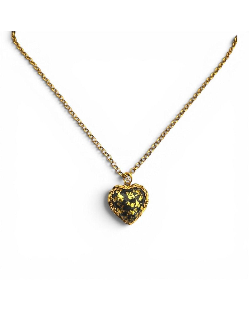 Vstyle Metallic Sacred Heart Enamel Necklacce