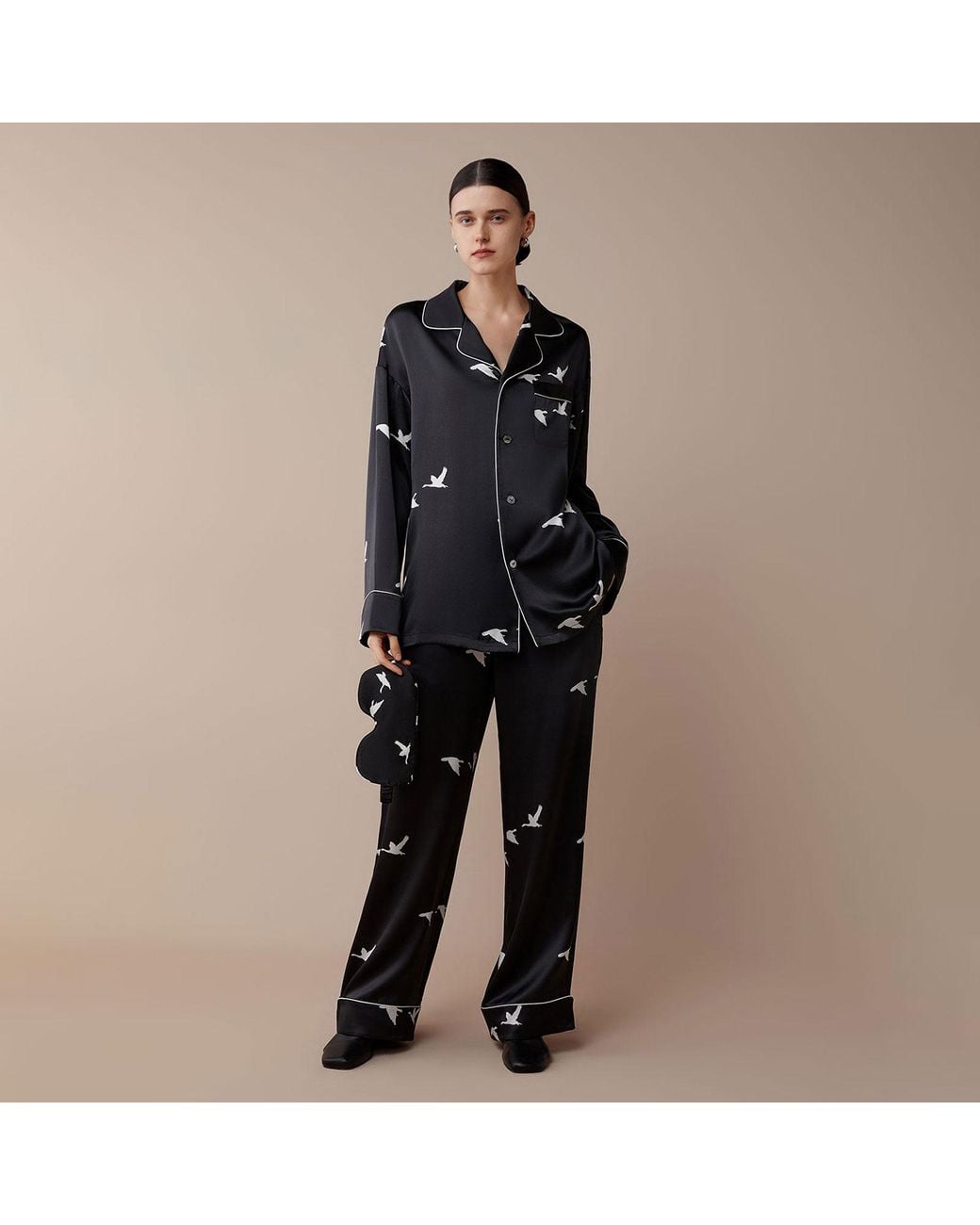 Silkinc Black Swan Goose Pajamas