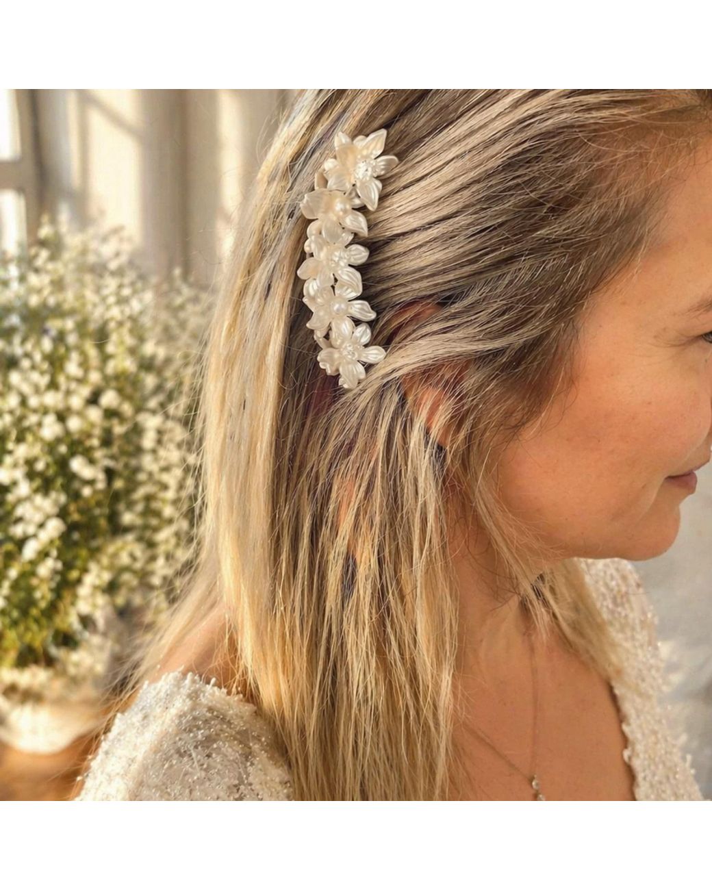 Nuvv Collection White Bride- Mother Of Pearl Hair Comb