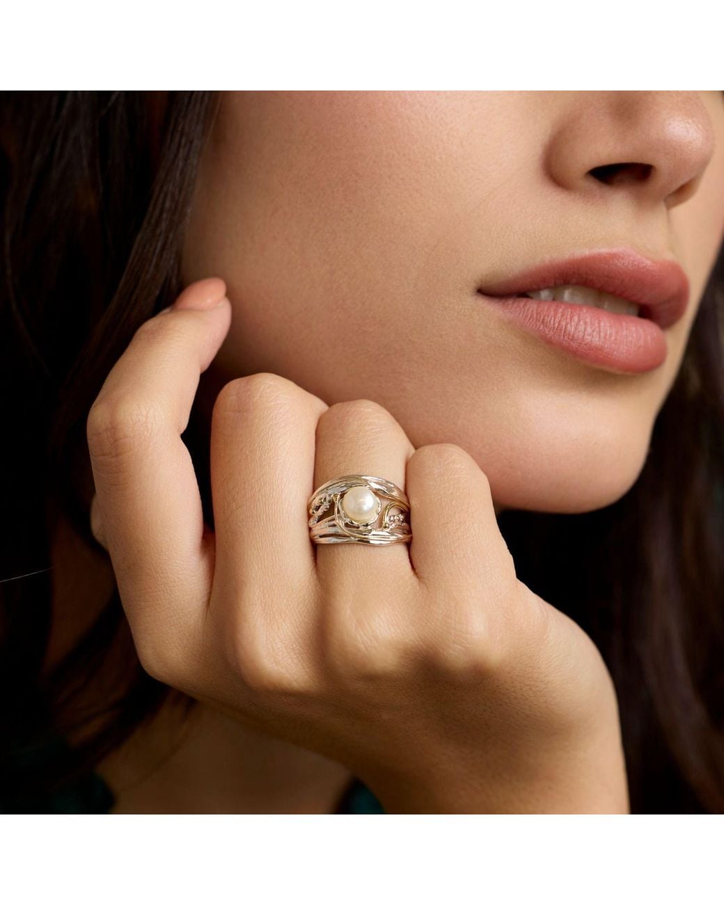 Isla Silver Metallic Pearl Statement Ring