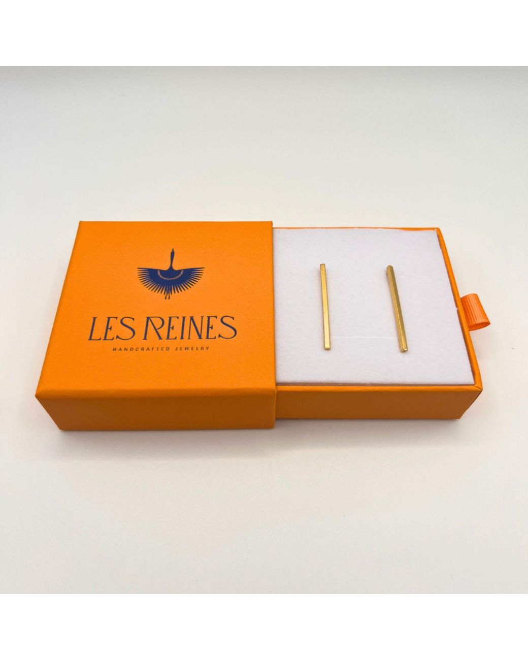 Les Reines Metallic The Dignity