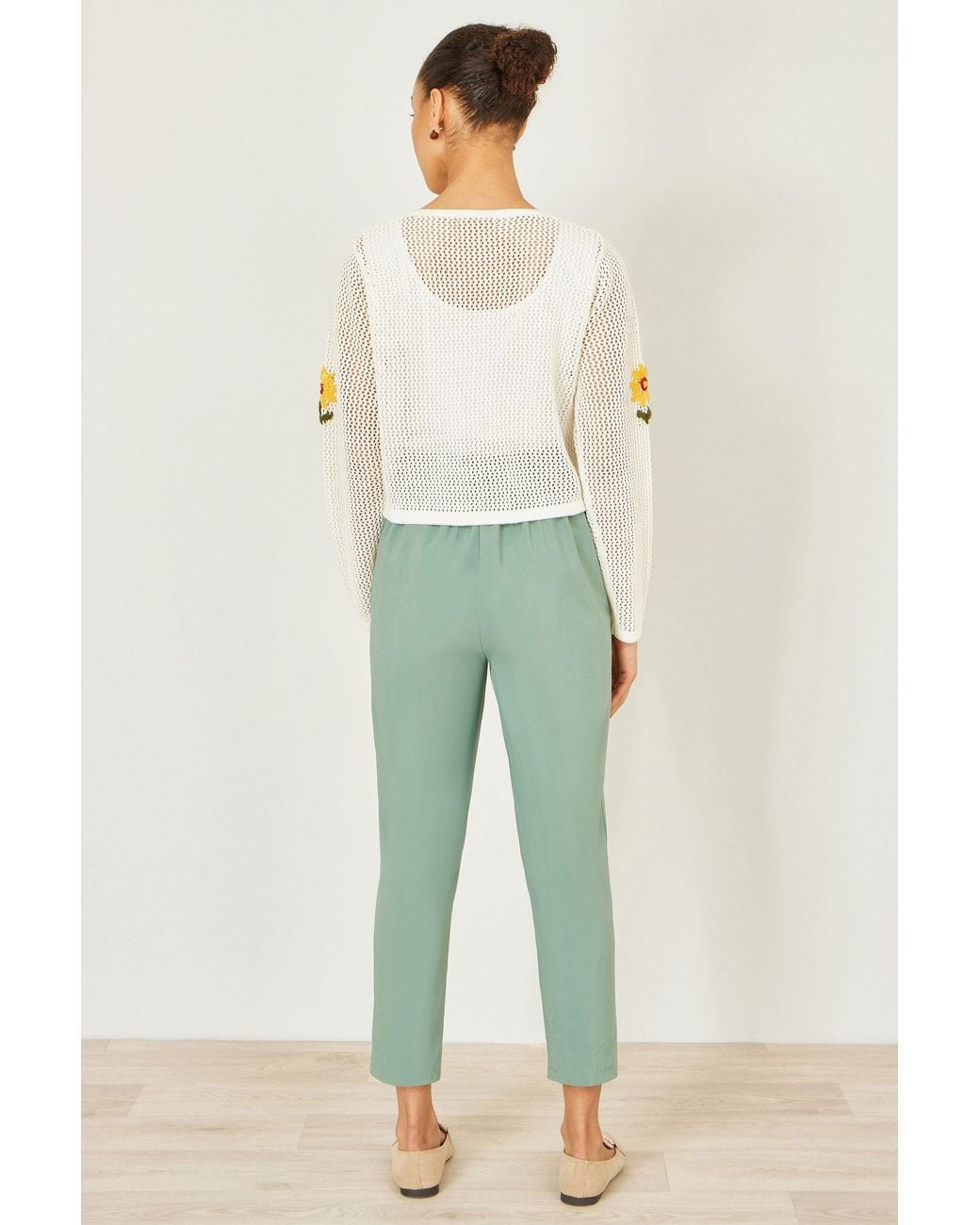 Yumi' White Neutrals Ivory Crochet Embroidered Flower Bolero