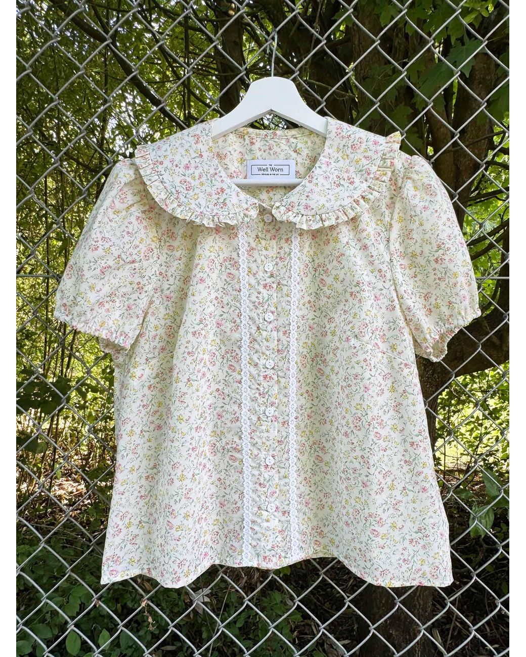 The Well Worn White The Luna Blouse – Primrose
