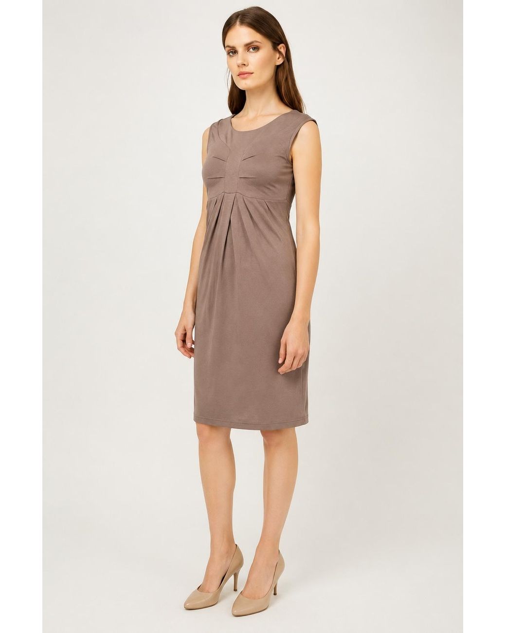 Conquista Brown Pleated Empire-Line Jersey Dress