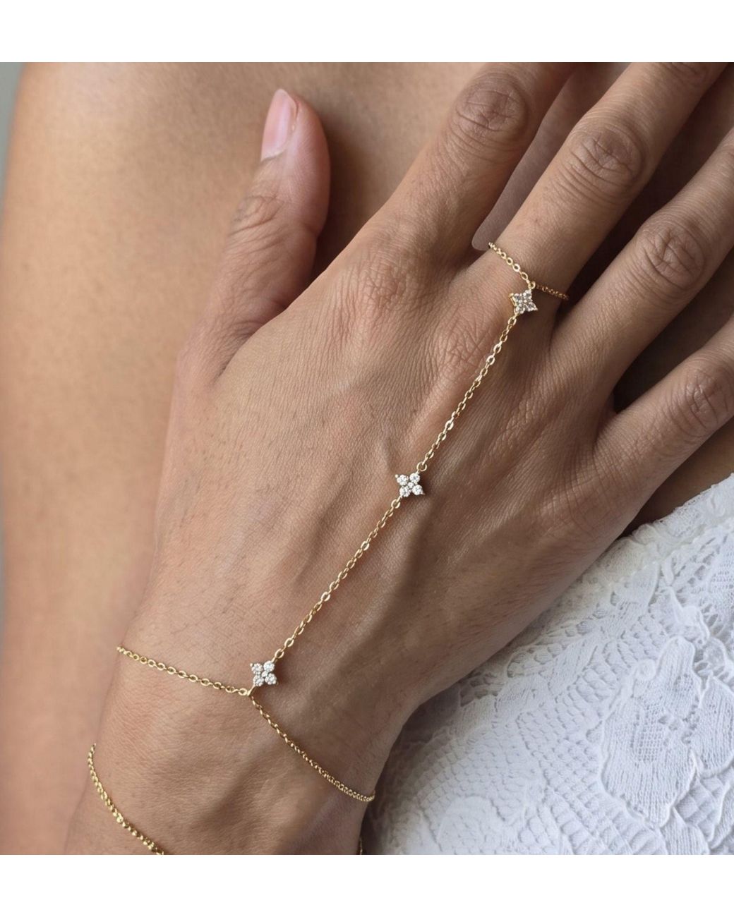 Uchi and Soto Metallic Kinmokusei & Stone Hand Chain