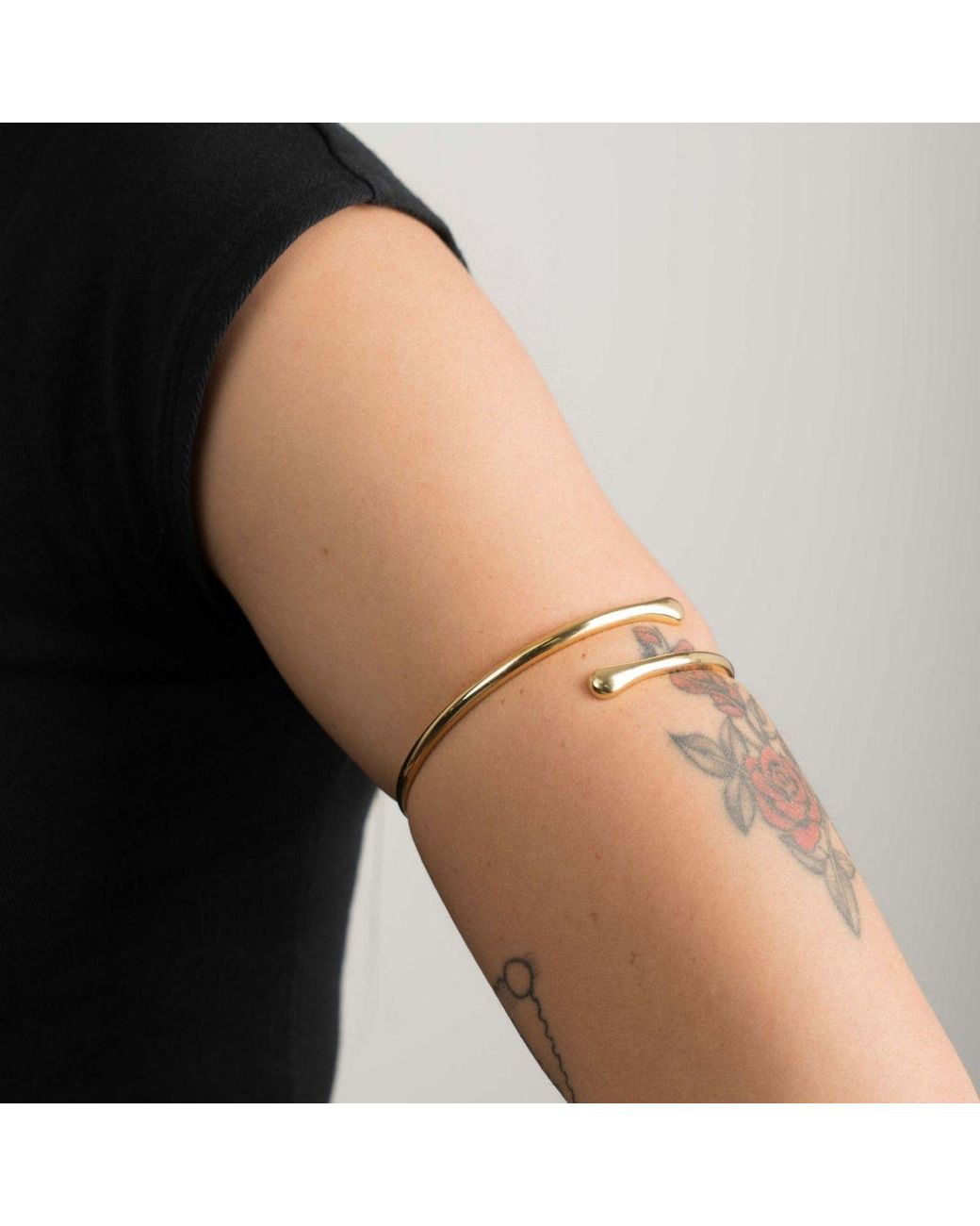 Belinda Jewelz Metallic Upper Arm Wrap Cuff