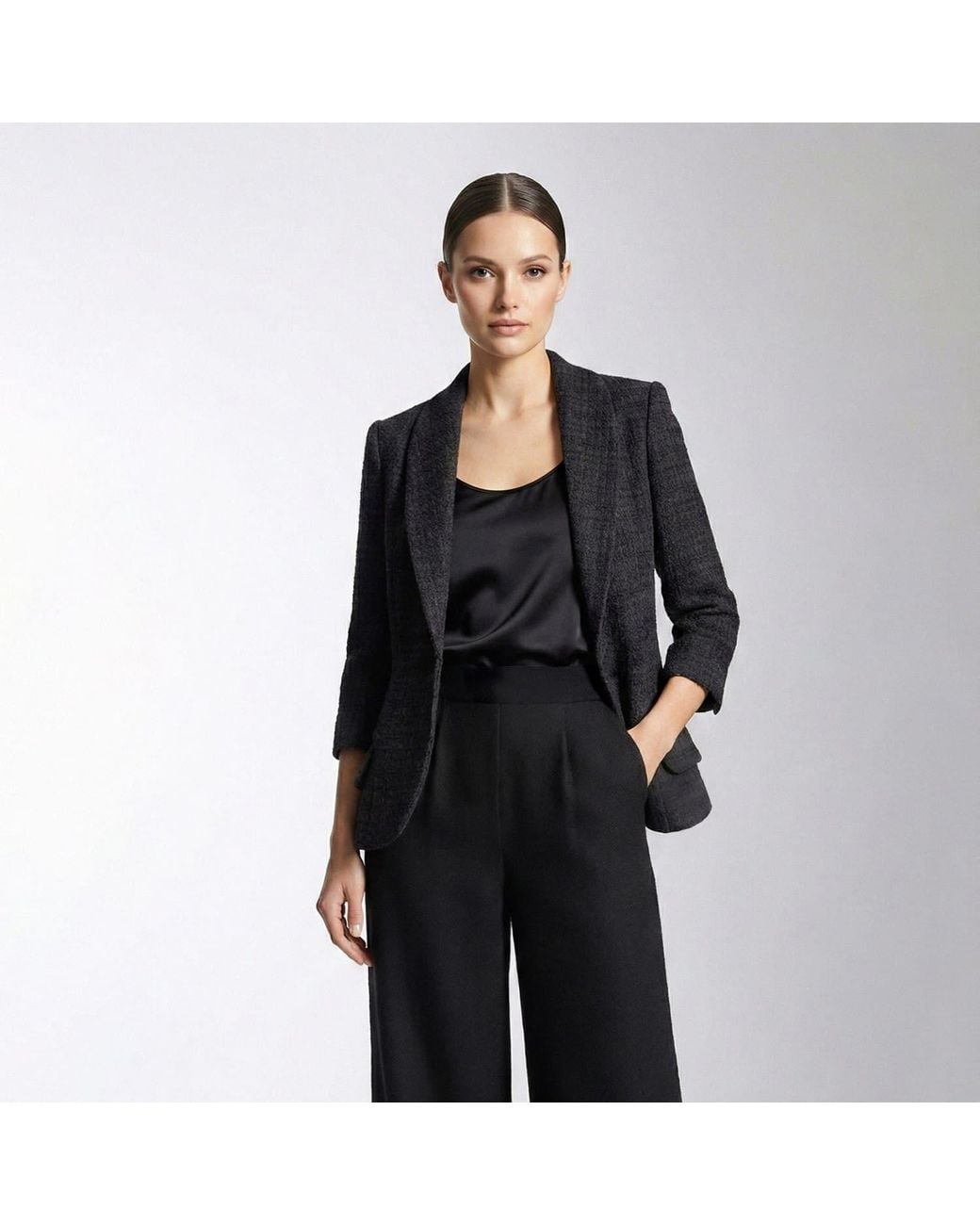AVENUE No.29 Black Structured Boucle Blazer