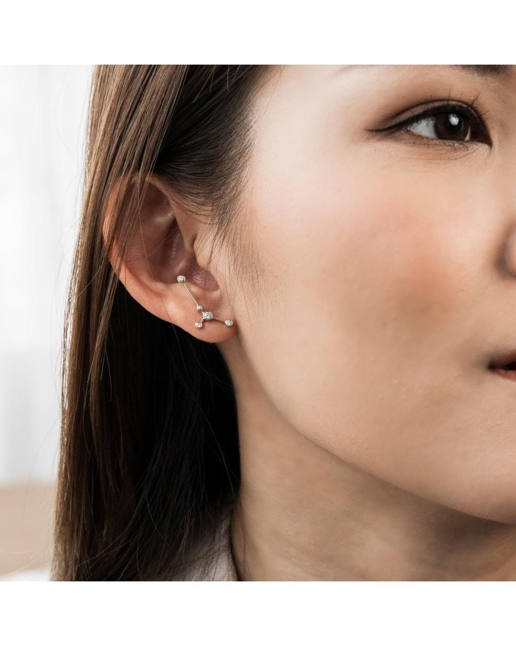 Genevieve Collection Metallic Cancer Zodiac Constellation Earring 18K & Diamond