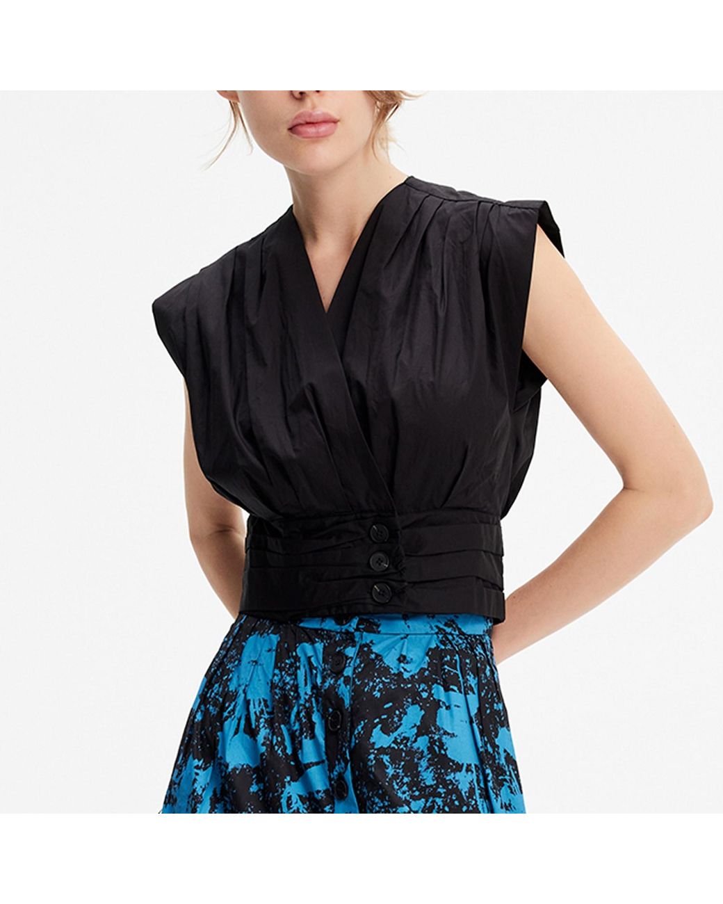 Smart and Joy Black Cross-Heart Crop Top