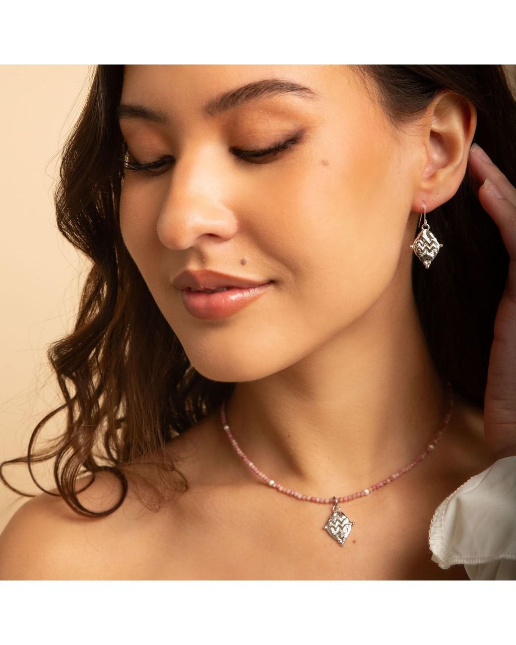 Seven Saints Metallic Aquarius Gemstone Choker Necklace, Rhodonite, Rhodium Plated