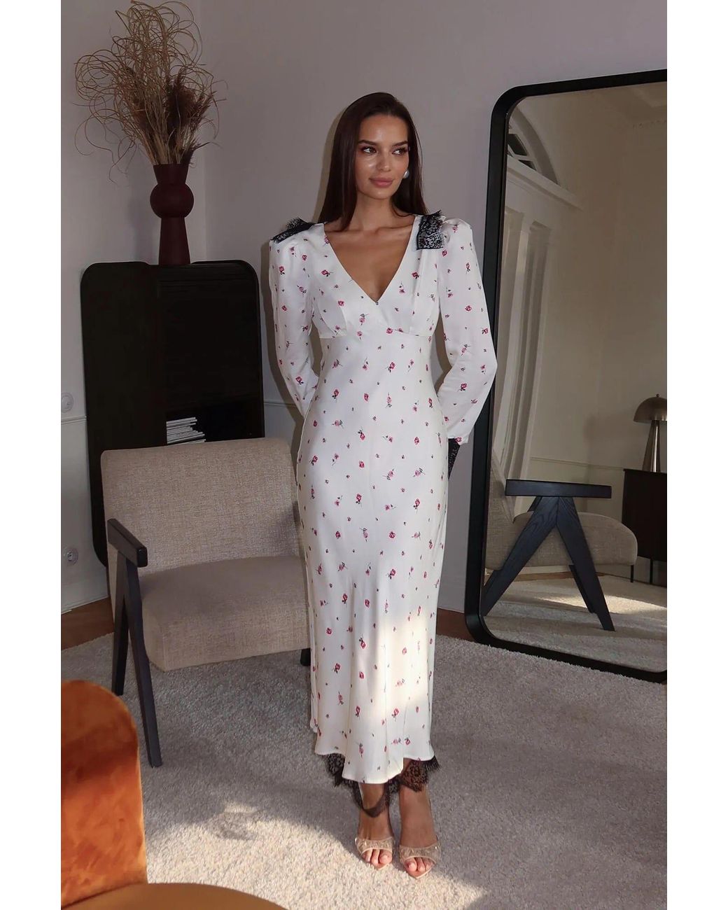 POST MERIDIEM White Floral Fitted Midi Dress With Lace