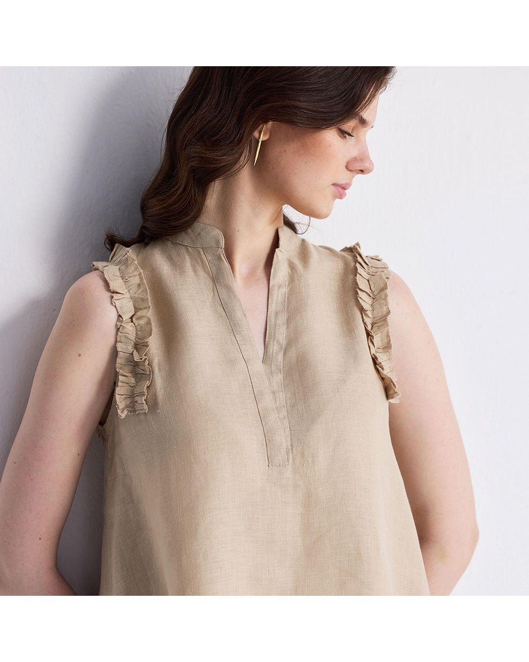 REISTOR Natural Neutrals Sleeveless Hemp Top With Ruffles