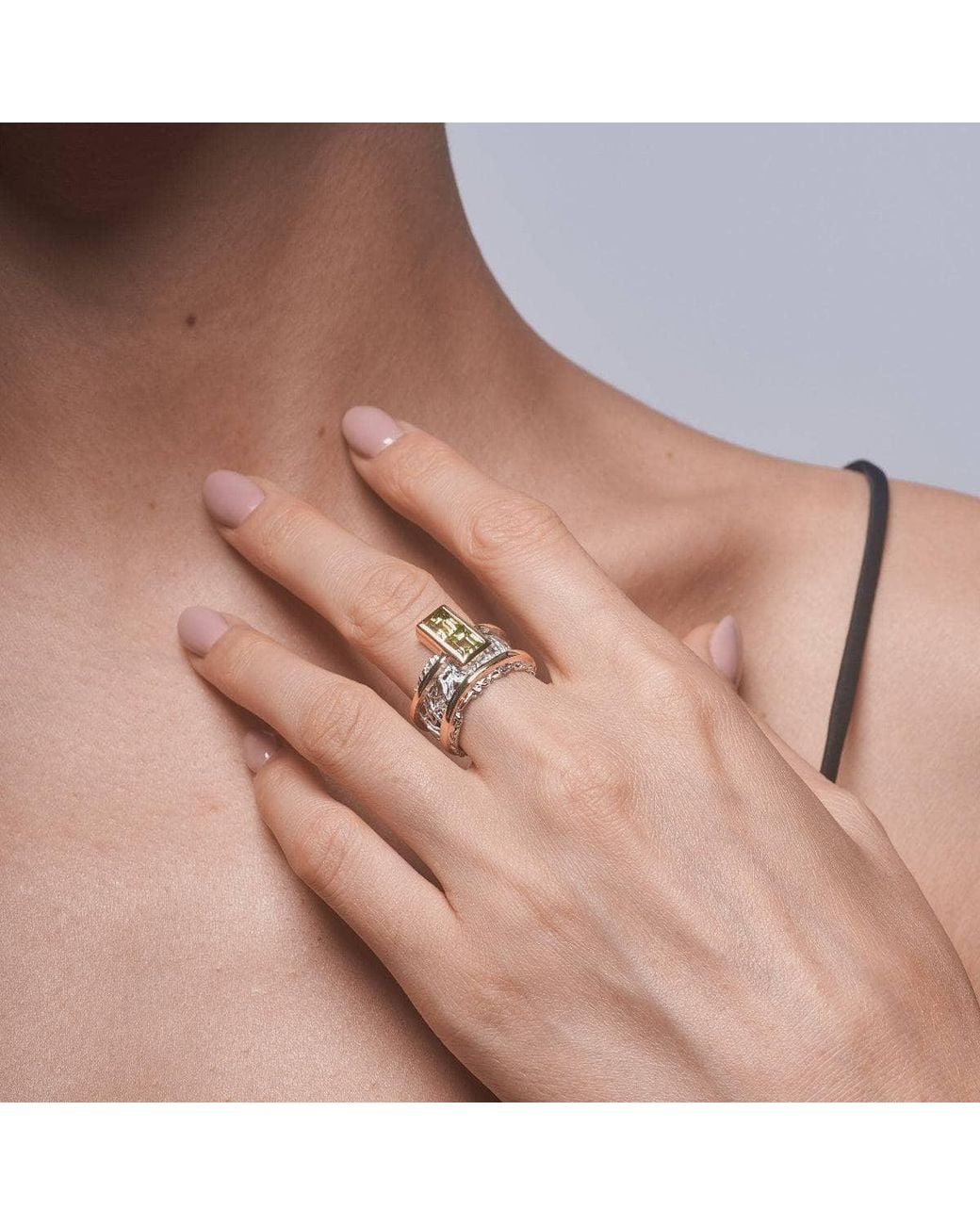 German Kabirski Metallic Verina Plated Ring With Peridot