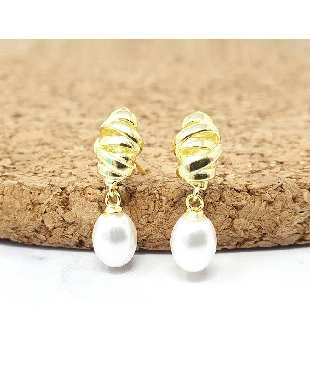 Sophelia Metallic Plated Minimalist Twisted Synthetic Pearl Stud Earrings
