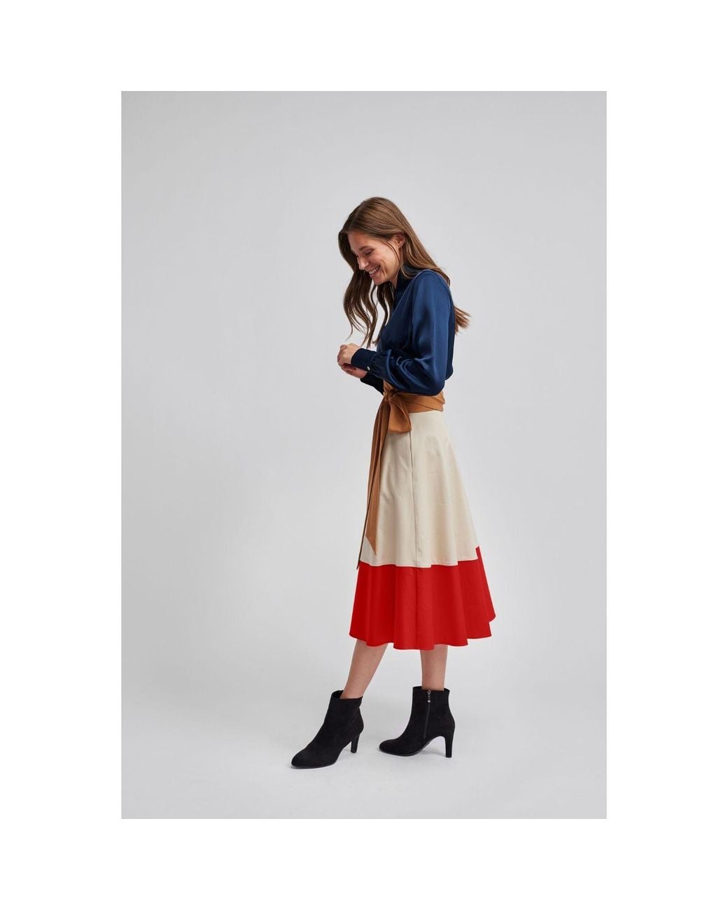 Marianna Déri Red Midi Skirt Sand