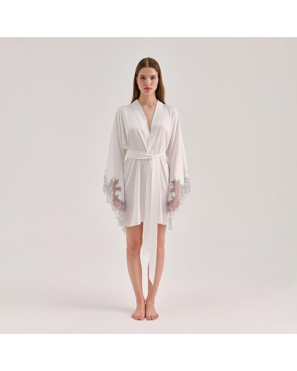 Avenue 8 White Lace Mini Silk Robe