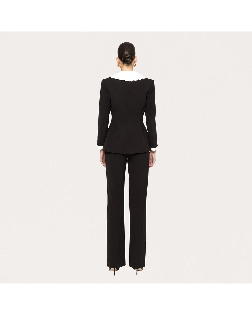 Nissa Black Single-Breasted Fitted Blazer