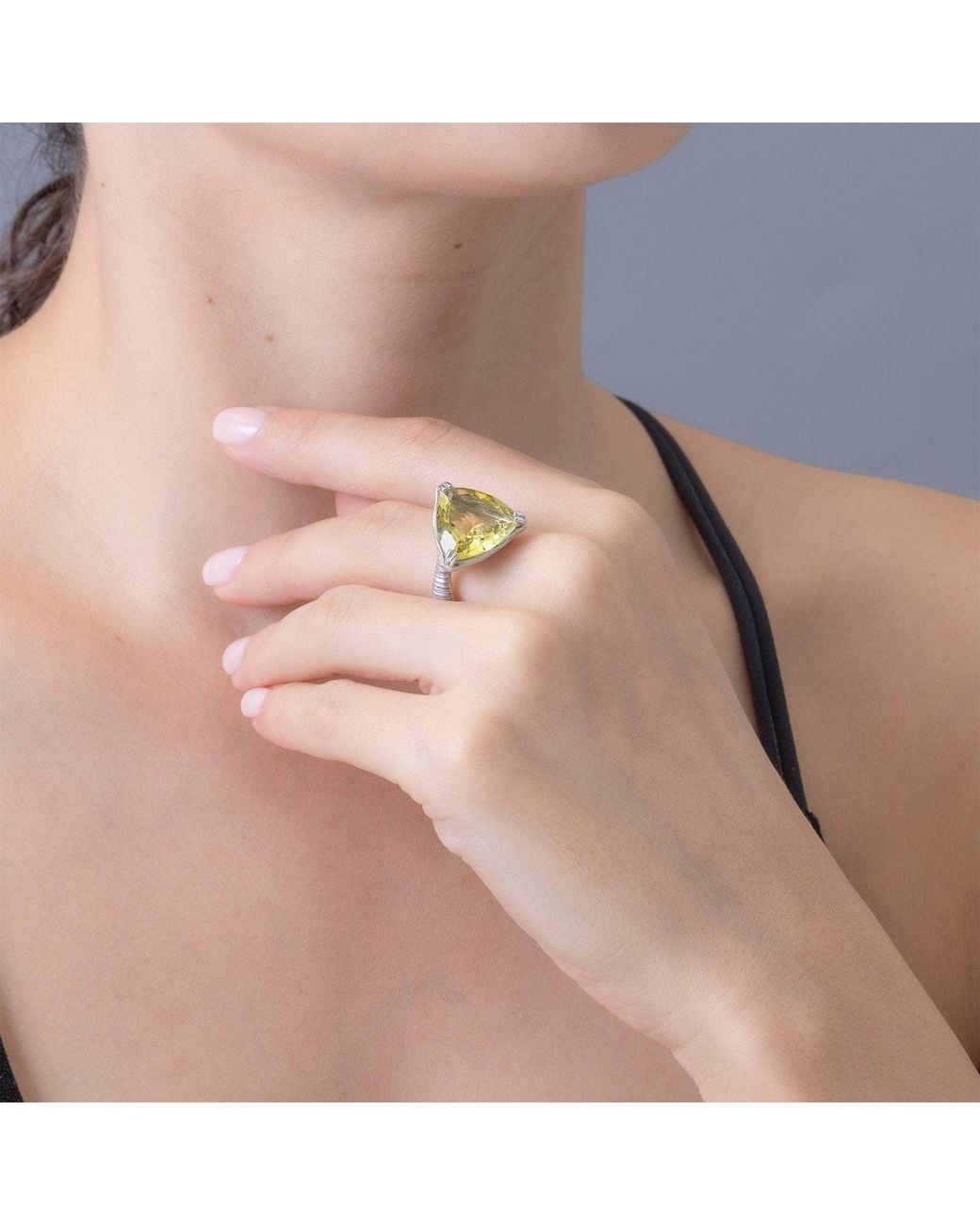 German Kabirski Metallic Anhur Ring With Trillion Cut Lemon Quartz
