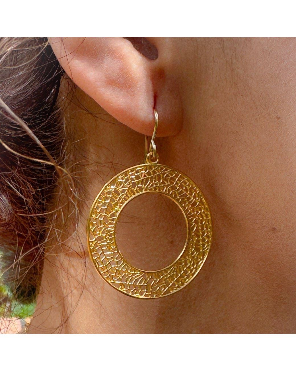 Lexi Jewelry Metallic Sea Fan Hoops