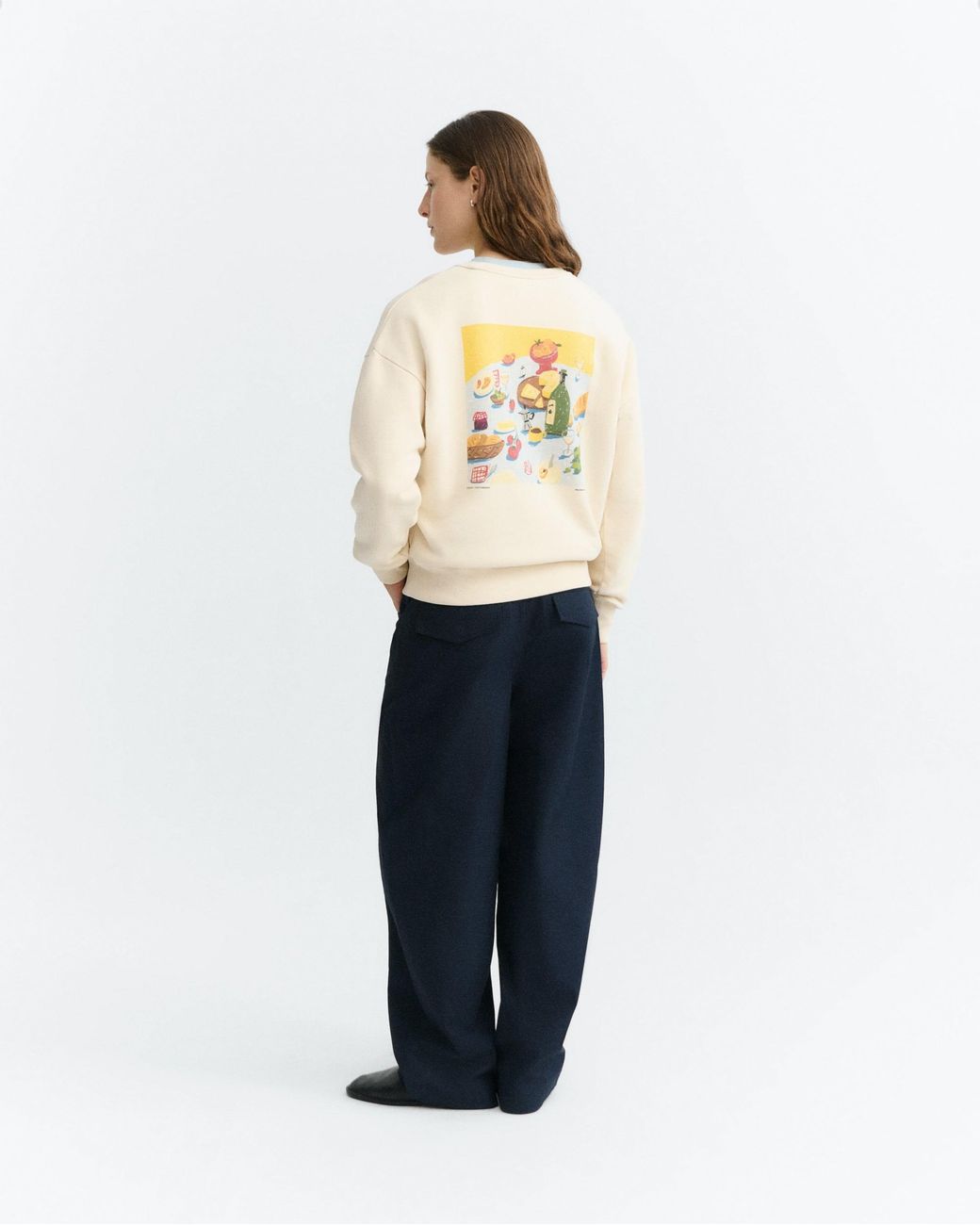Thinking Mu White Costumbres Jodie Sweatshirt