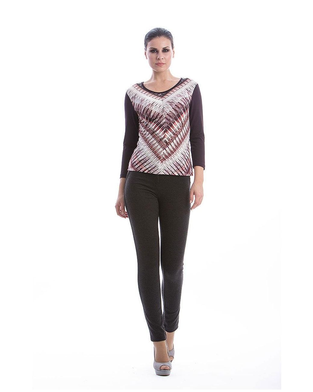 Conquista Purple Straight Patterned Top