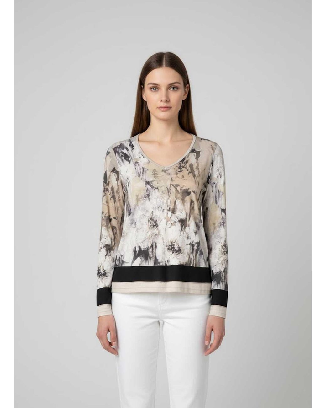 Conquista Black Neutrals Abstract Print Long-Sleeve V-Neck Top