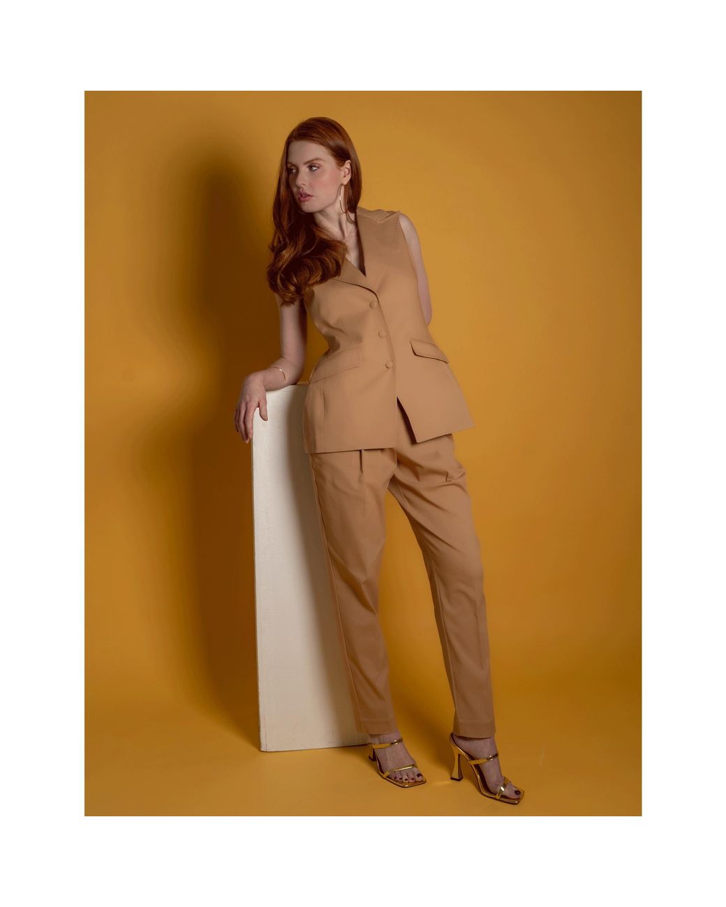 Femponiq Natural Tailored Cotton Trouser