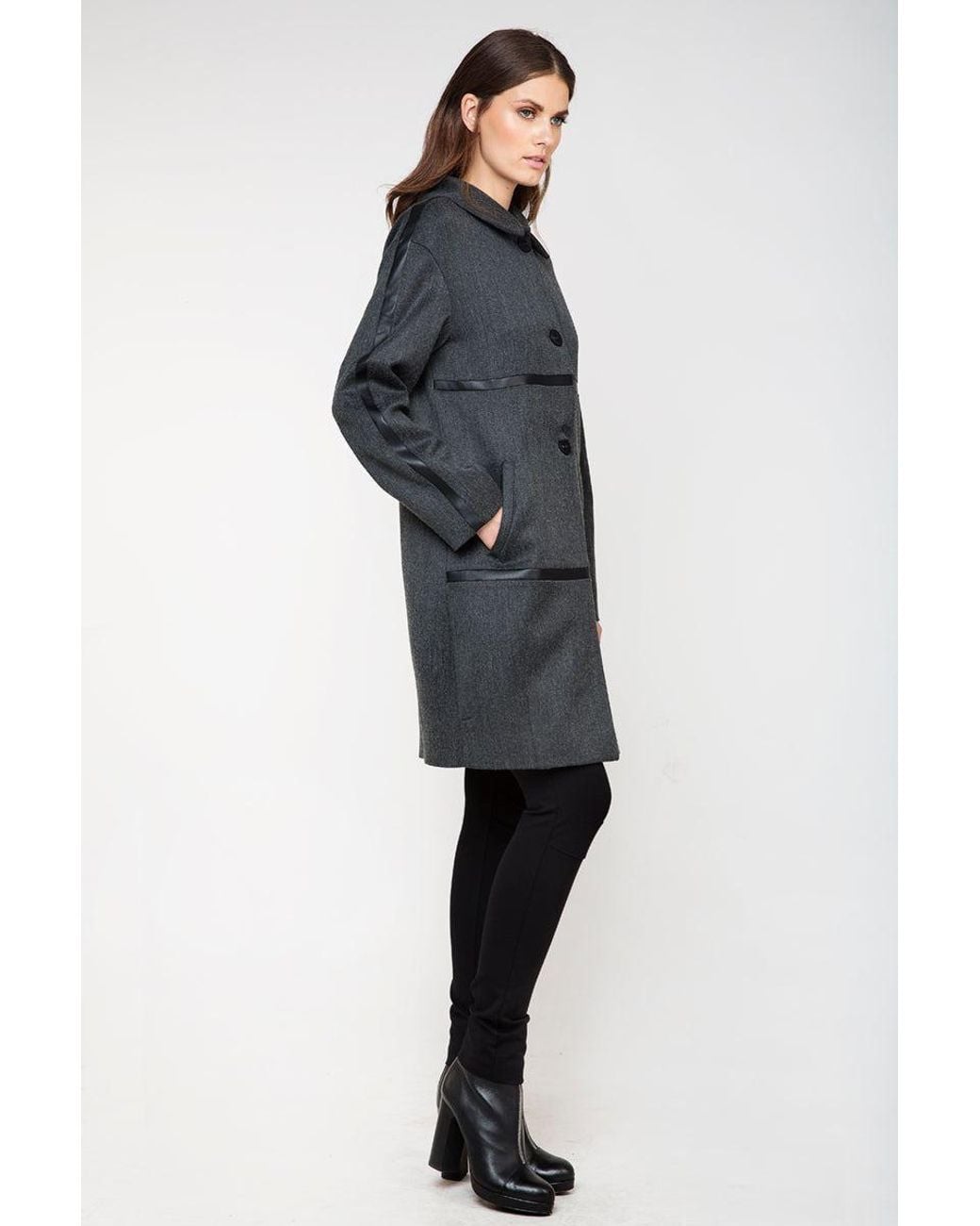 Conquista Black Coat With Leather Look Detail