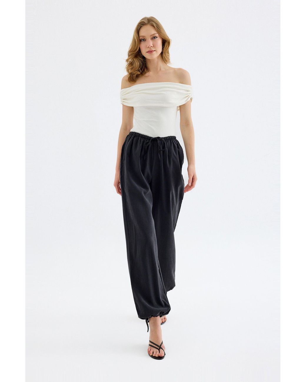 Monlicia Black Novelle Modal Balloon Pants