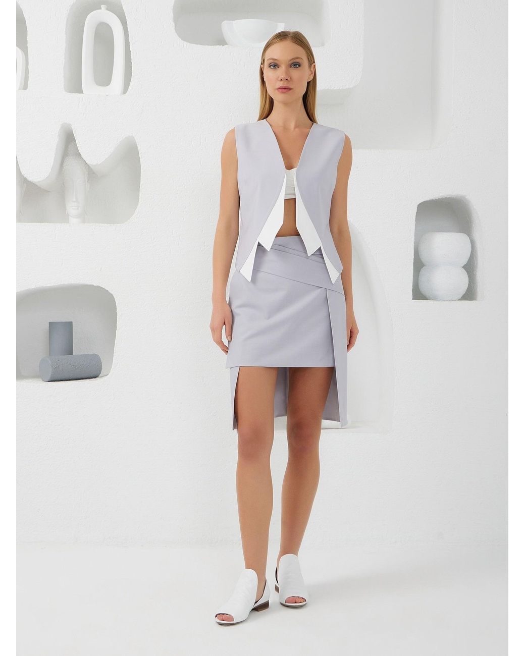 Lumina Eligma Gray Collar-Elle Vest