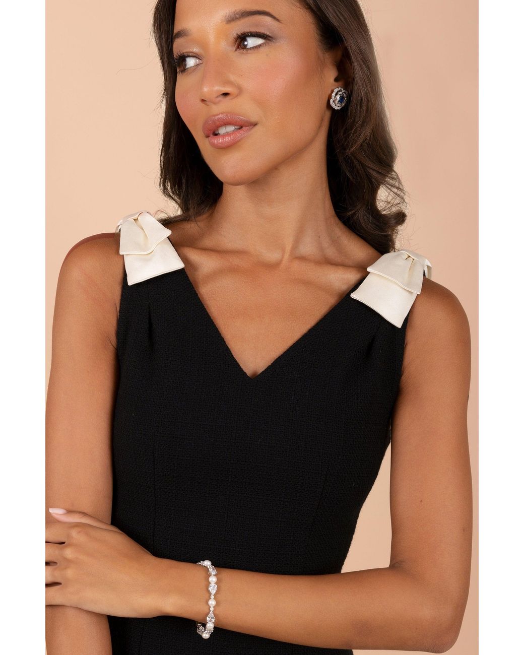 Santinni Blue Marchioness Flower-Motif Earrings With Crystal