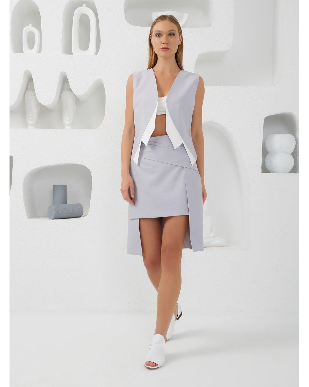 Lumina Eligma Gray Collar-Elle Vest