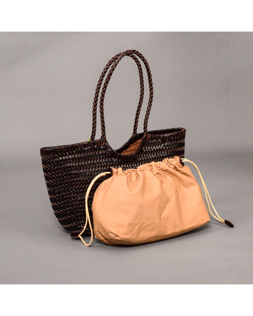 Rimini Brown Hand Weaving Leather Bucket 'Evelina'