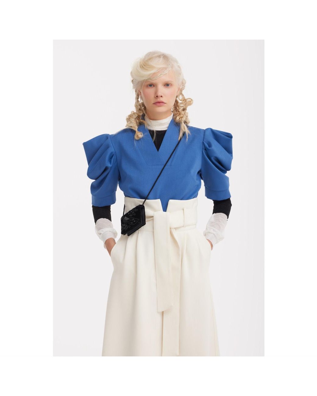 Julia Allert Blue V-Neck Puff Sleeve Top