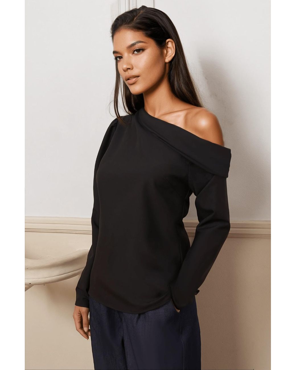 Yumi Kim Black Nikola Top