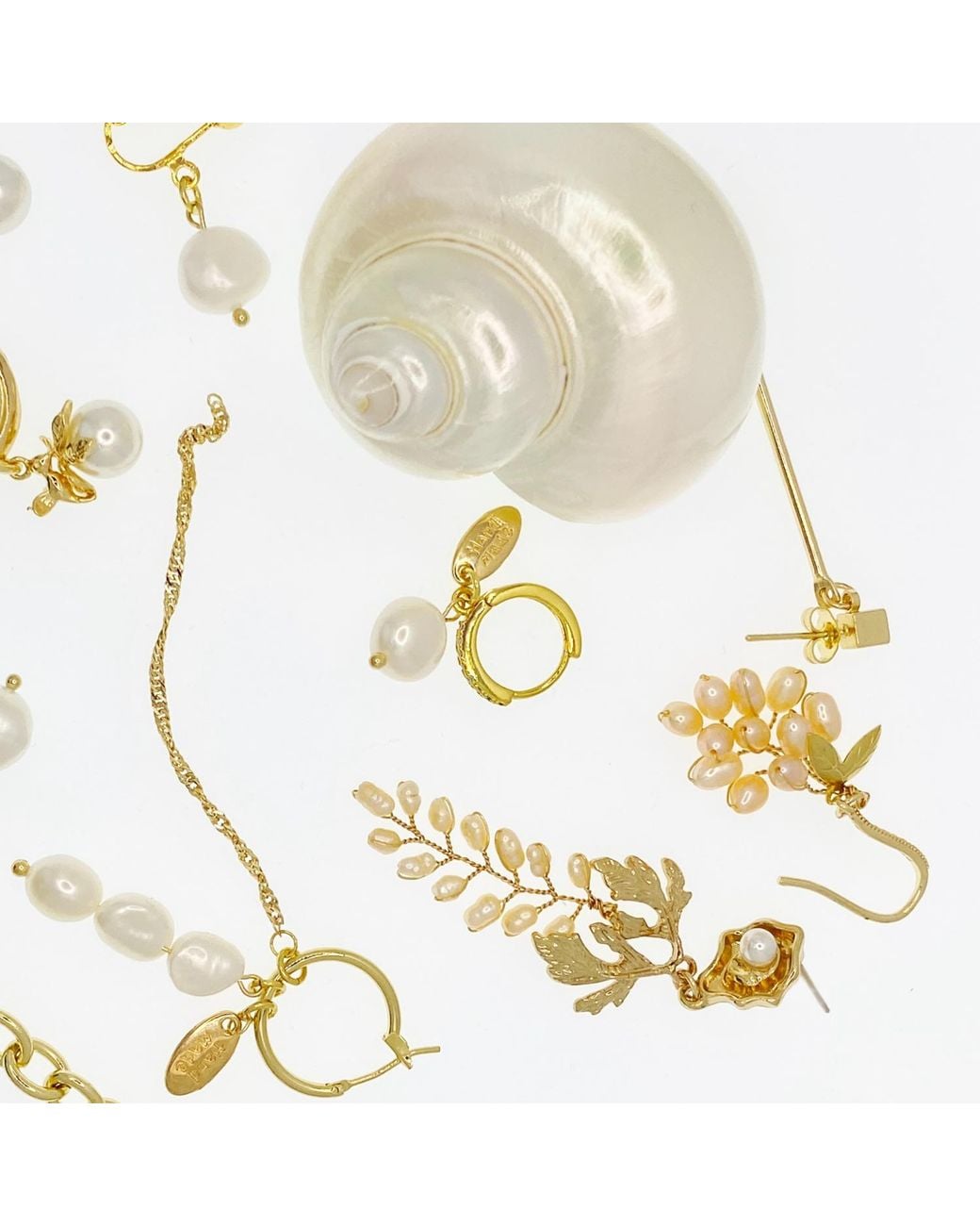 Ninemoo Metallic Moonlit Conch Earrings