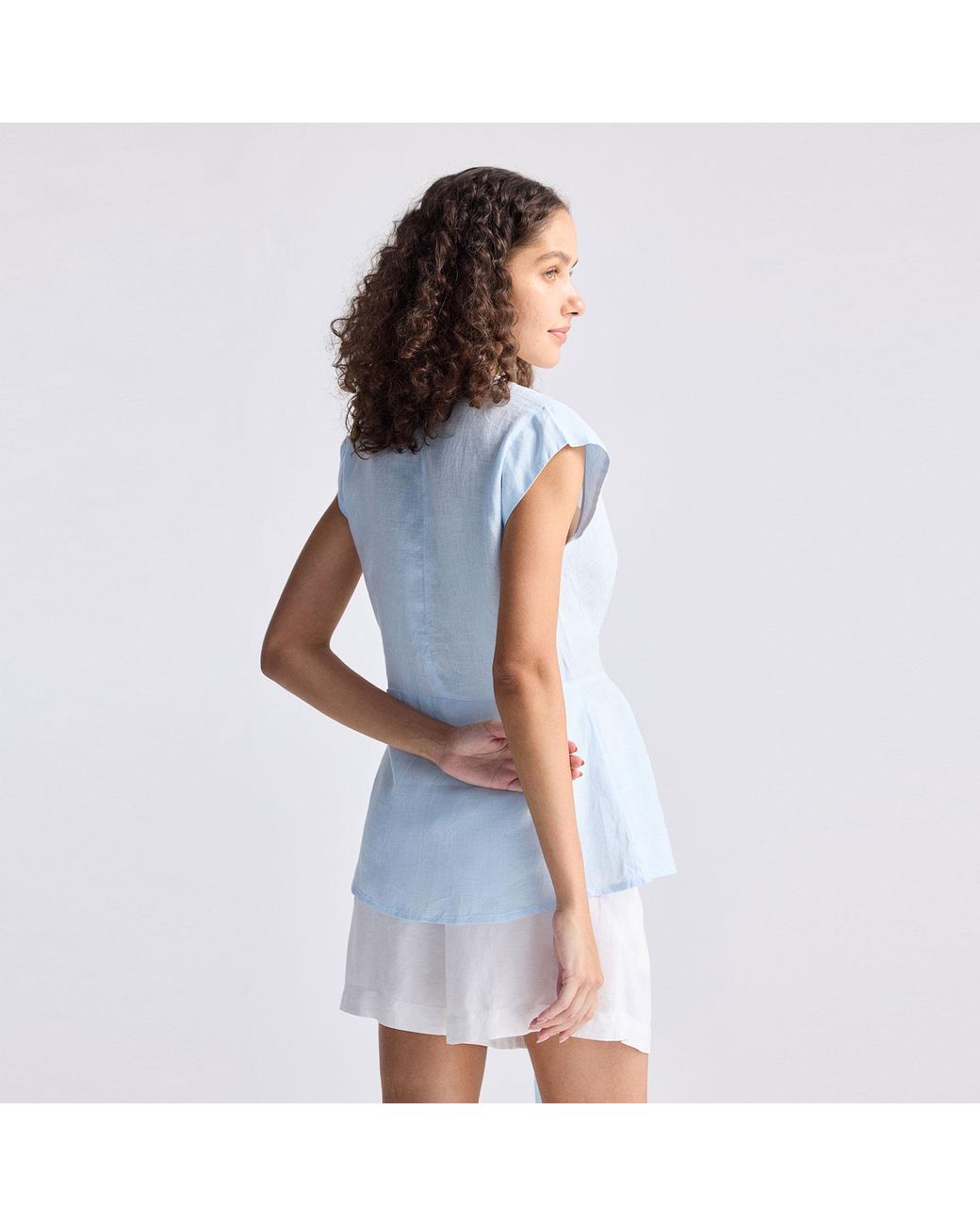 REISTOR Blue Power Moves Short Sleeve Top