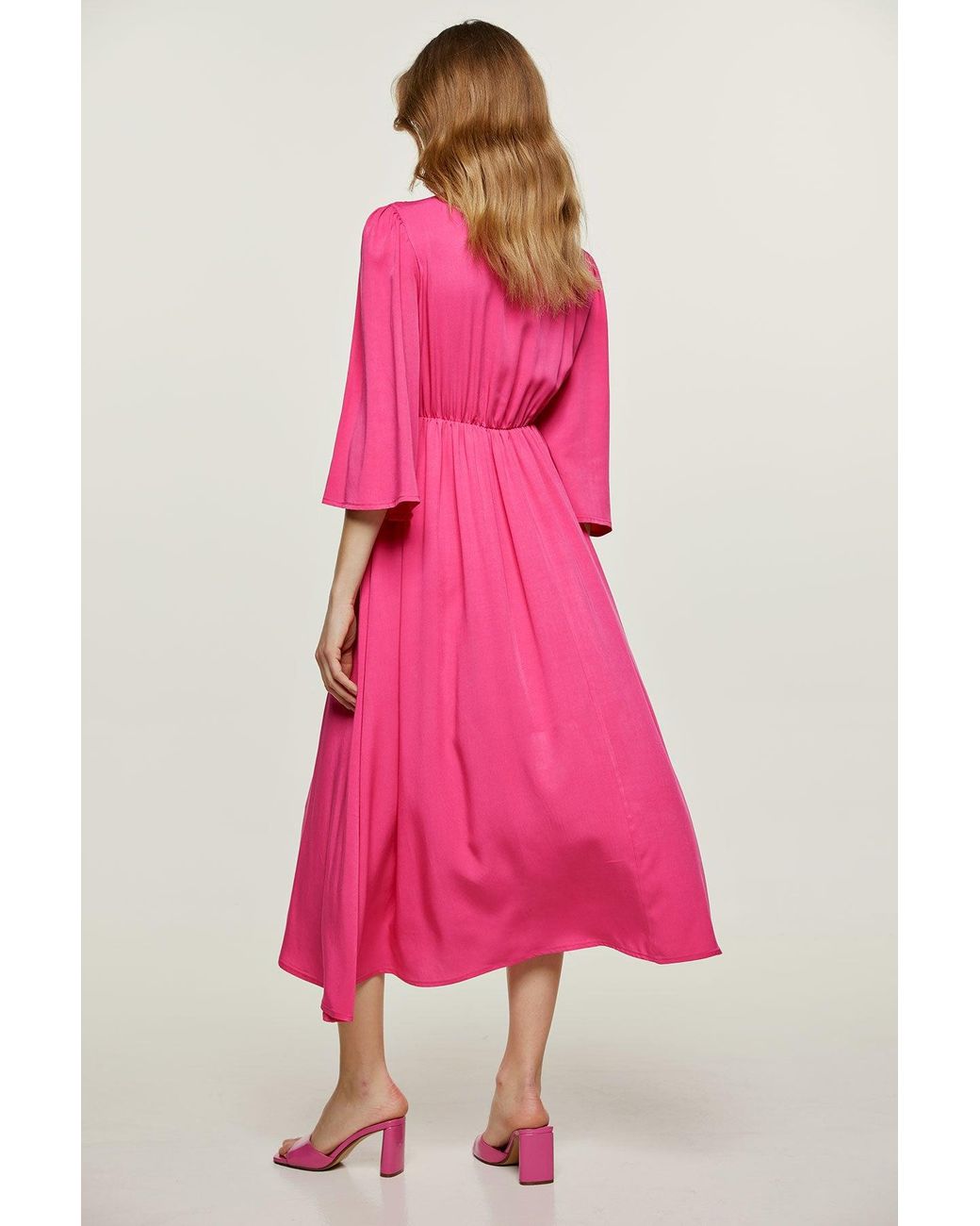 Conquista Pink Fuchsia Empire Line Dress