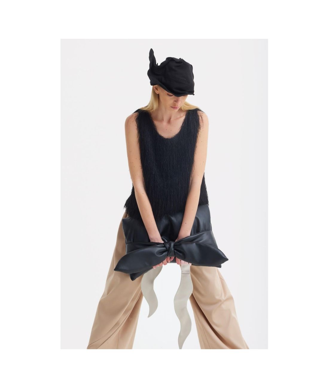 Julia Allert Black Headpiece – Evening Mini Hat Style