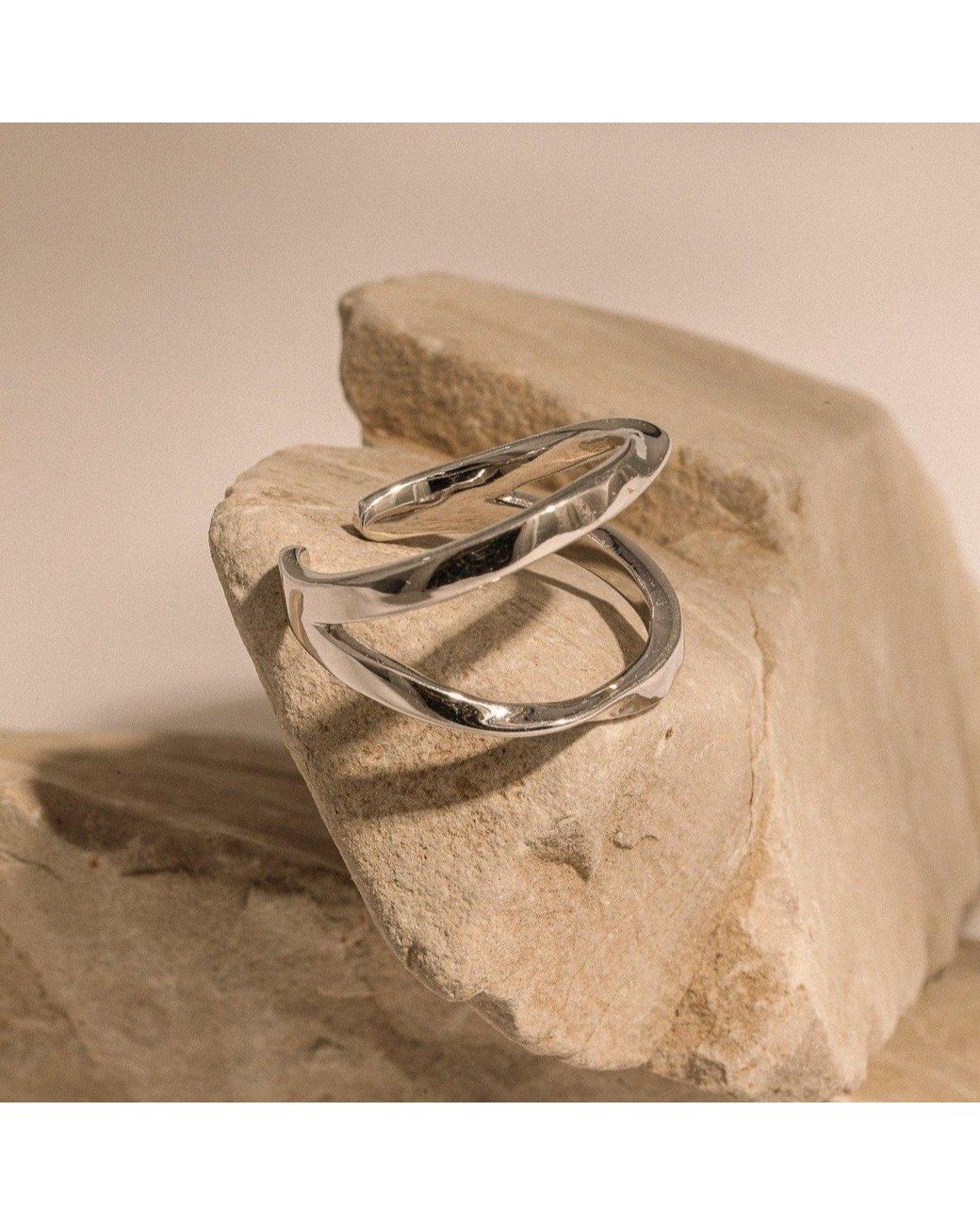 Lait & Lune Metallic Savan Ring