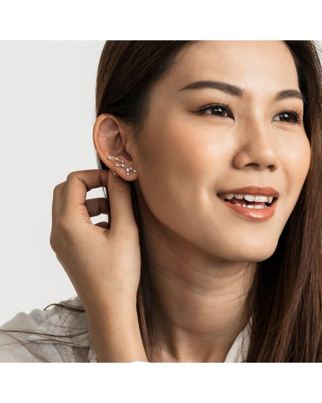 Genevieve Collection Metallic Virgo Zodiac Constellation Earring 18K & Diamond
