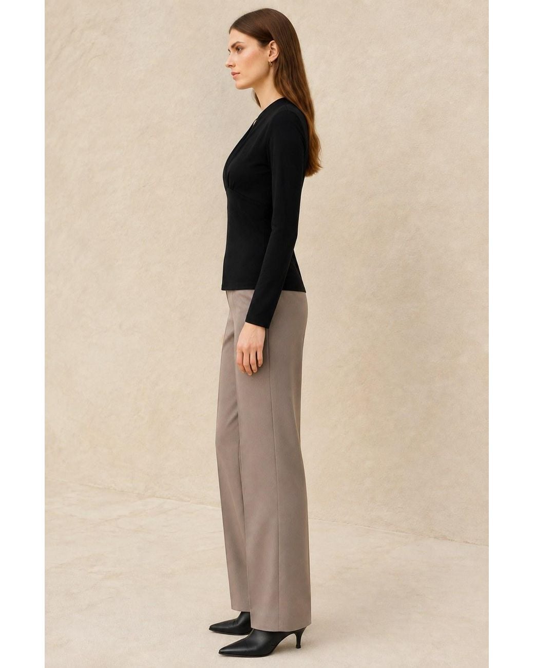 Conquista Black Pleated Surplice Long Sleeve Top