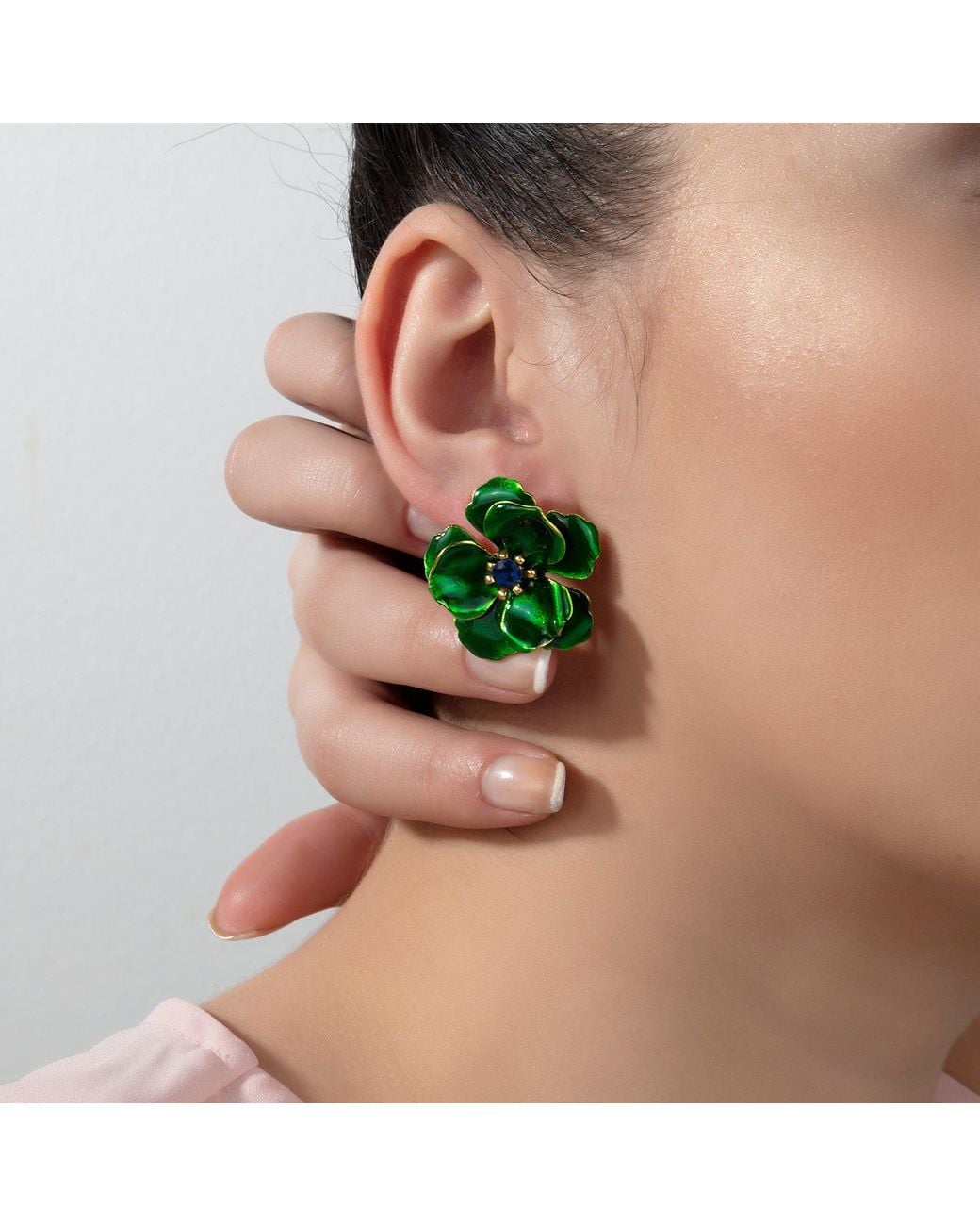 Milou Jewelry Green Viola Flower Earrings